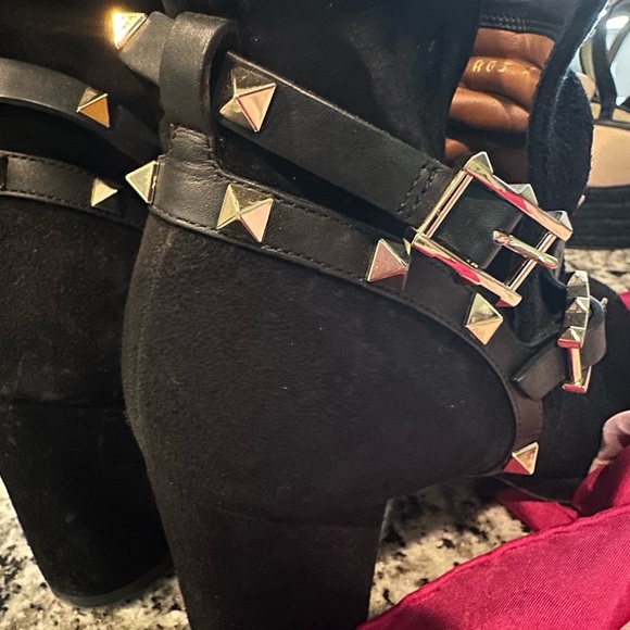 Valentino Rockstud Suede Boots - Picture 2 of 4
